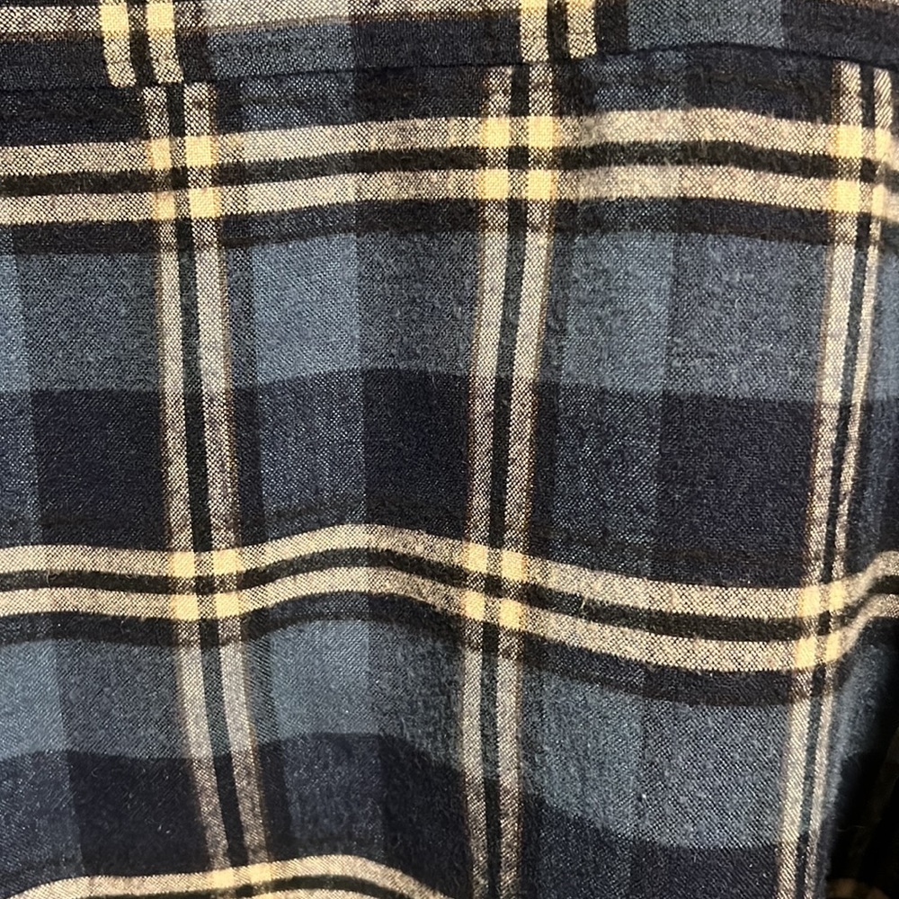 Outdoor Gear Quilted Woodsman  Lined Plaid Flannel Shirt-XL - Picture 3 of 9
